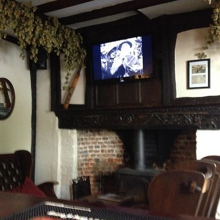 The Abbots Fireside - Channel Tunnel 엘함 외부 사진